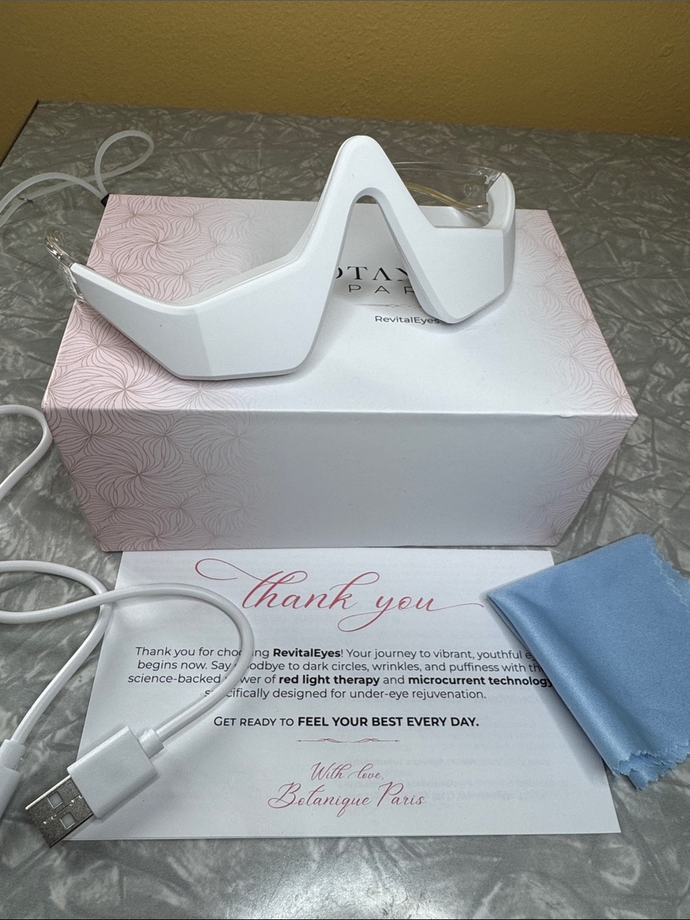 Botanique Paris RevitalEyes Eye Care Set